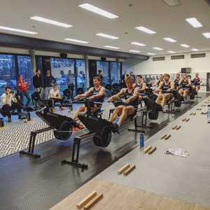 The Dutch Talent Eight racing the UW Eight from Seattle in one of the first cross-ocean team races using our connected racing experience on linked @rp3rowing machines.

#fitness #rowing #racing #technology #software #sport @knrb_roeibond @washingtonrowing